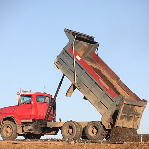 Aluguel de caminhão - Serviços de Terraplanagem Aluguel de caminhão - Serviços de Terraplanagem